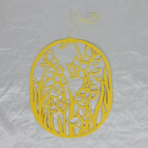 Håndlavet gul blomstervægdekoration i papirklip