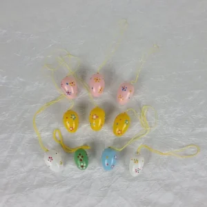 Håndmalede påskeæg i træ