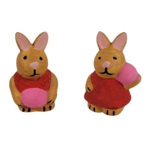 Påskeharer med rødt tøj