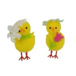 Påskekyllinger med blomster