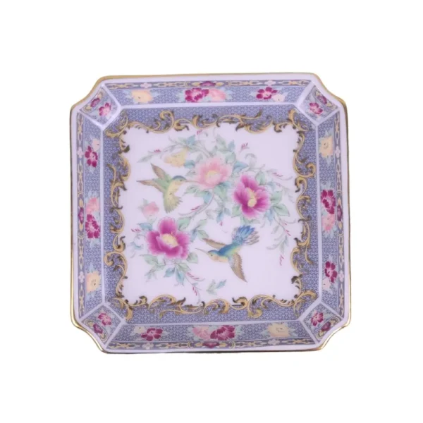 Porcelænsfad med fuglemotiv