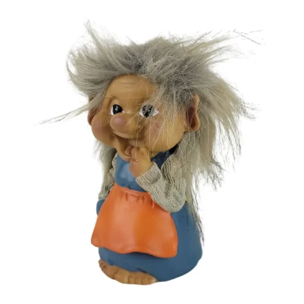 Trolde figur med strithår og forklæde